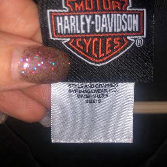 Woman’s Harley Davidson long sleeve shirt - Picture 3 of 3